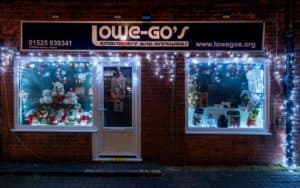 window display with white christmas lights