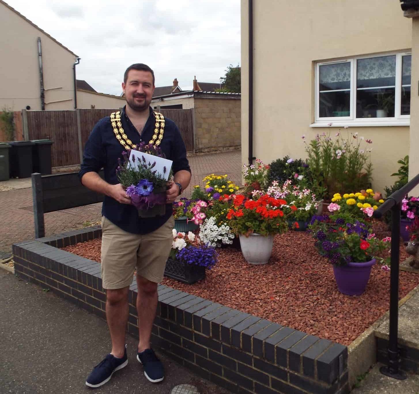 Thank you to all who helped to make Flitwick’s Front Garden Competition