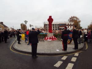 war memorial with opoppies