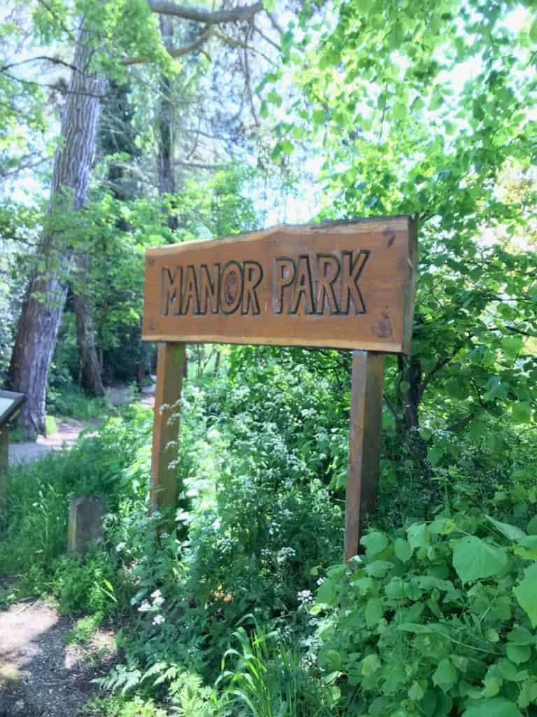 wooden sign for manor park