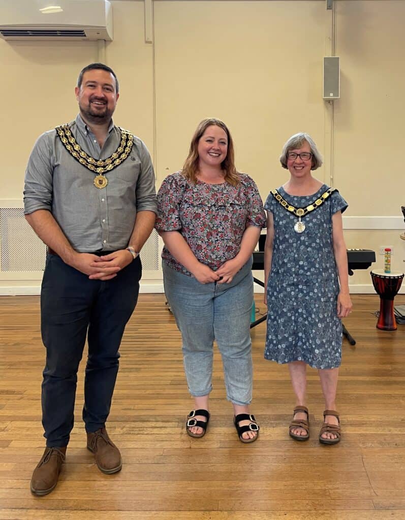 mayor of flitwick and mayor of ampthill with music maker